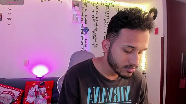 Raf brunette online show from January 2025 01:36:02 PM