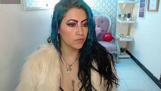 scarleth blue online show from February 2025 03:06:02 AM