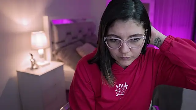 Camilaa bueno online show from December 2024 05:52:02 AM