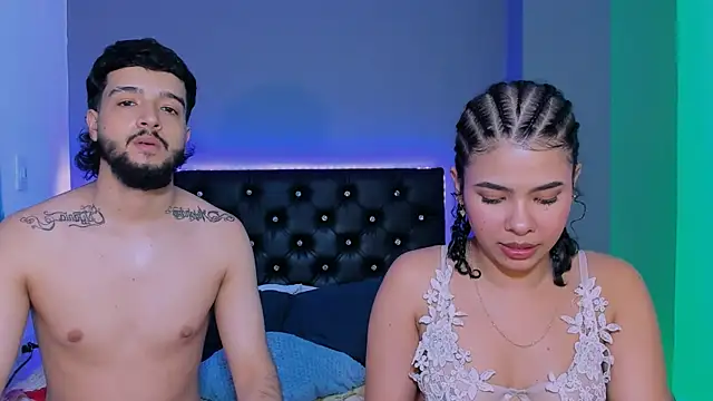 Snapshot of sharon_and_myke chatting on December 2024 02:49:02 AM sharon and myke online show from December 2024 02:49:02 AM