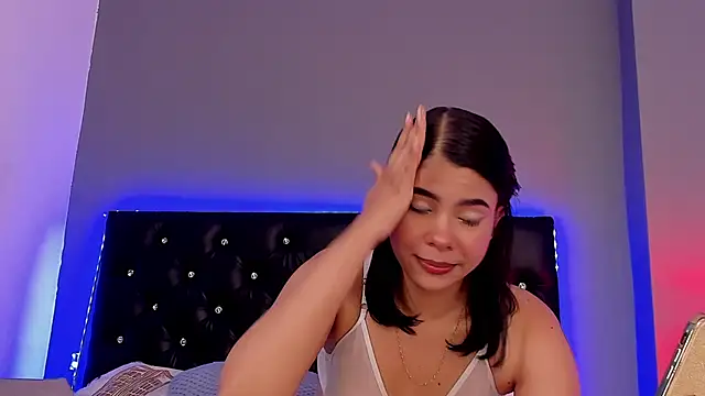 Snapshot of sharon_and_myke chatting on February 2025 07:19:02 PM sharon and myke online show from February 2025 07:19:02 PM