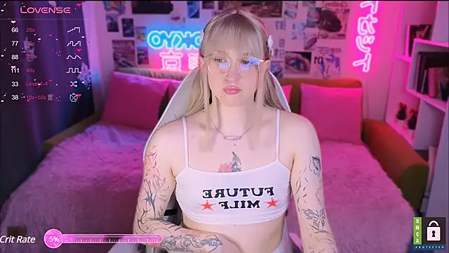 Snapshot of p1nkvenom chatting on January 2025 05:32:01 PM p1nkvenom online show from January 2025 05:32:01 PM