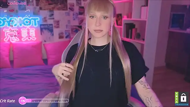 Snapshot of p1nkvenom chatting on March 2025 05:58:02 PM p1nkvenom online show from March 2025 05:58:02 PM