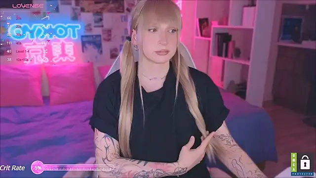 Snapshot of p1nkvenom chatting on March 2025 06:32:01 PM p1nkvenom online show from March 2025 06:32:01 PM