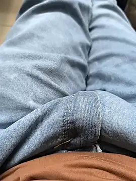 faaseel online show from February 2025 01:37:02 PM