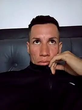 Snapshot of FlacoDani chatting on October 2025 11:21:02 AM FlacoDani online show from October 2025 11:21:02 AM