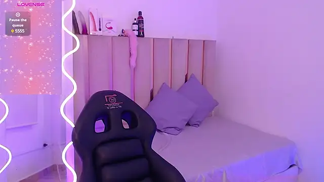 Andy tay1 online show from March 2025 03:40:01 AM