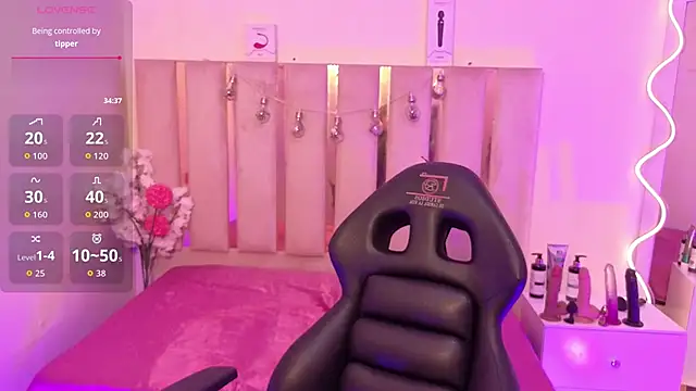 Andy tay1 online show from October 2025 03:04:02 AM