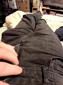 stev3w online show from February 2025 04:04:02 PM