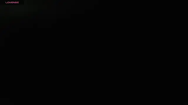 Snapshot of lulu_25_ chatting on December 2024 12:57:02 AM lulu 25 online show from December 2024 12:57:02 AM