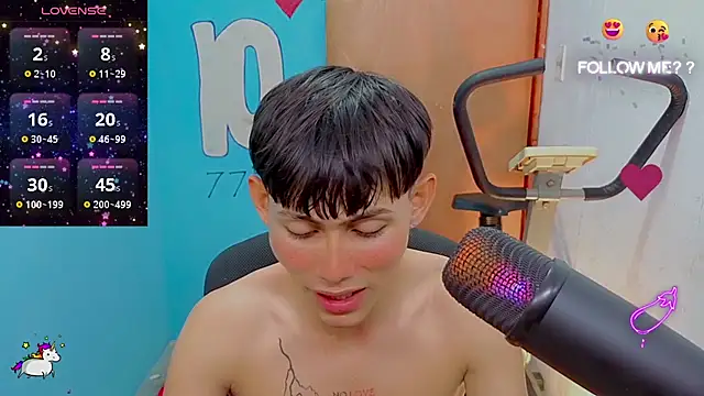Snapshot of tanjiro_cute chatting on June 2026 03:05:01 AM tanjiro cute online show from June 2026 03:05:01 AM