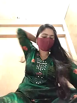 Magical Girl- online show from March 2025 03:25:01 AM