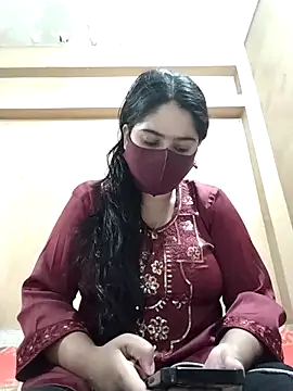 Magical Girl- online show from October 2025 03:37:01 AM