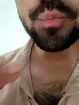 smartboy010101 online show from November 2025 03:37:02 AM