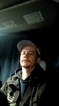 ChuckyyDee online show from December 2024 09:32:02 AM