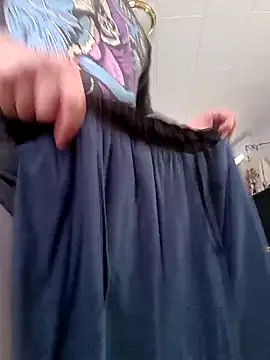 Snapshot of ChuckyyDee chatting on April 2026 06:27:02 PM ChuckyyDee online show from April 2026 06:27:02 PM