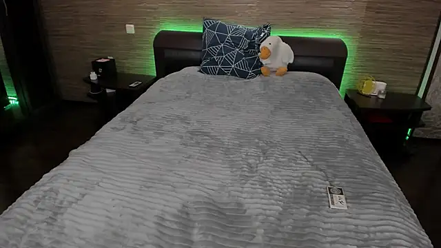 Snapshot of Lust_One_ chatting on December 2024 07:43:01 PM Lust One  online show from December 2024 07:43:01 PM