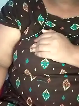 Snapshot of Sexy_Radhikaa chatting on June 2026 04:04:01 AM Sexy Radhikaa online show from June 2026 04:04:01 AM