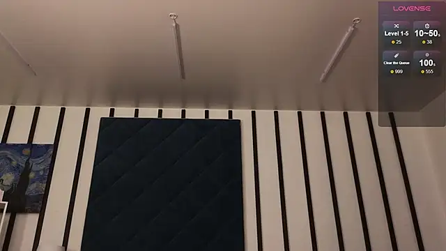 Snapshot of MeganFoxy11 chatting on March 2025 05:49:02 AM MeganFoxy11 online show from March 2025 05:49:02 AM