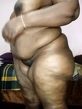 Snapshot of Sweetblackassxxx505 chatting on April 2026 10:33:01 PM Sweetblackassxxx505 online show from April 2026 10:33:01 PM