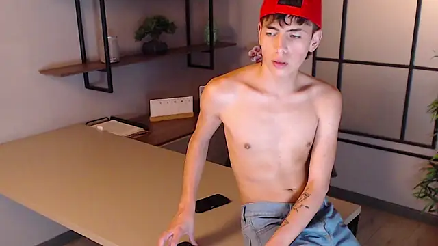 MattiDeLuca online show from December 2024 02:46:02 PM