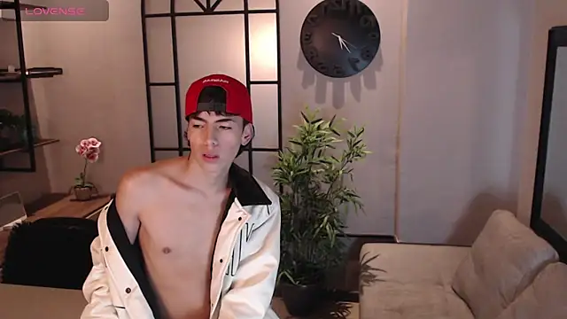 MattiDeLuca online show from December 2024 11:39:02 AM