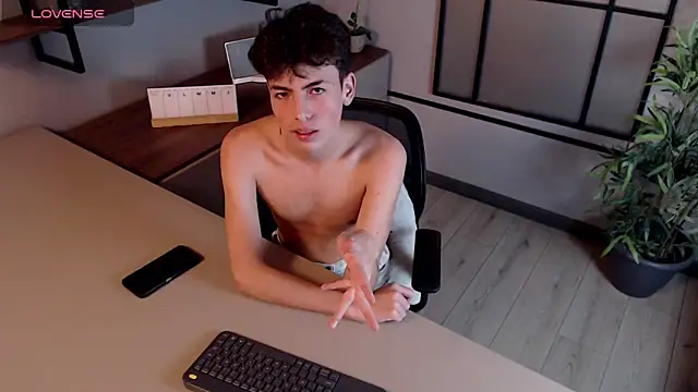 MattiDeLuca online show from February 2025 02:24:01 PM