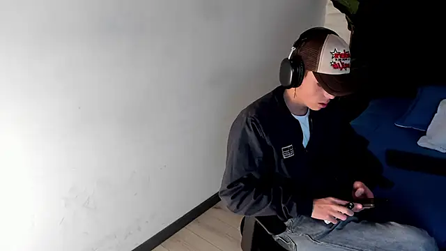 MattiDeLuca online show from February 2025 11:45:02 AM