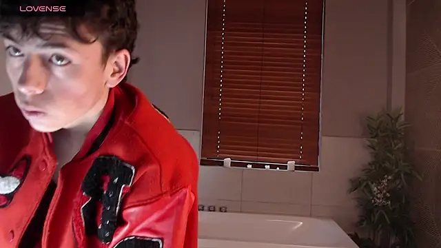 MattiDeLuca online show from February 2025 12:11:01 PM