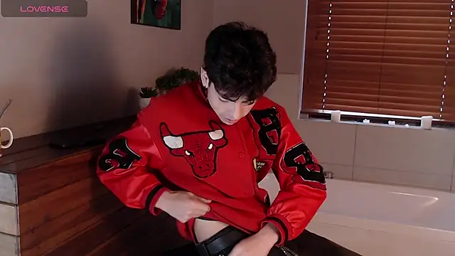 MattiDeLuca online show from February 2025 03:14:01 PM