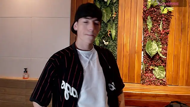 MattiDeLuca online show from February 2025 12:05:02 PM