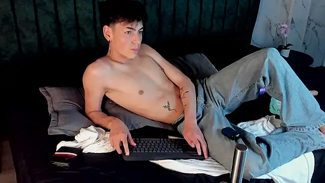 MattiDeLuca online show from February 2025 09:27:02 PM