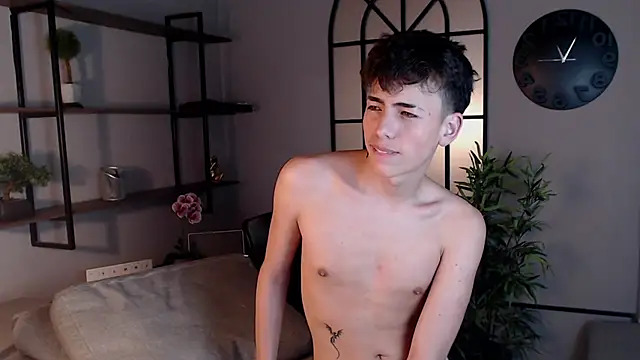 MattiDeLuca online show from February 2025 05:58:01 PM