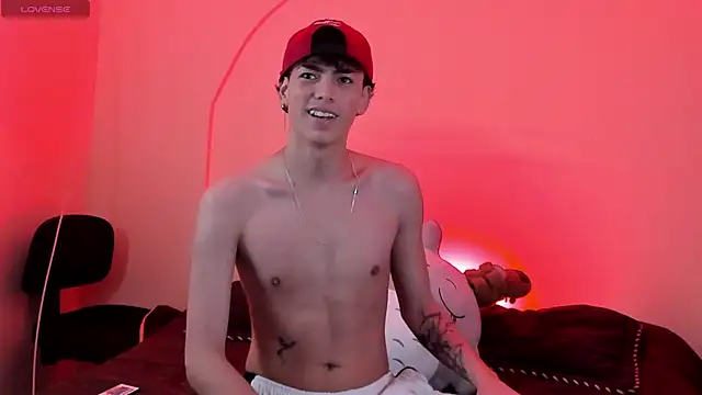 MattiDeLuca online show from October 2025 12:01:02 PM