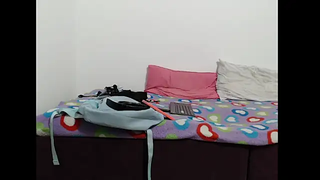 Naugthydolls online show from December 2024 10:23:01 PM