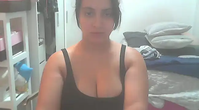 Snapshot of xBubblyBarbiexx chatting on December 2024 02:01:01 AM xBubblyBarbiexx online show from December 2024 02:01:01 AM