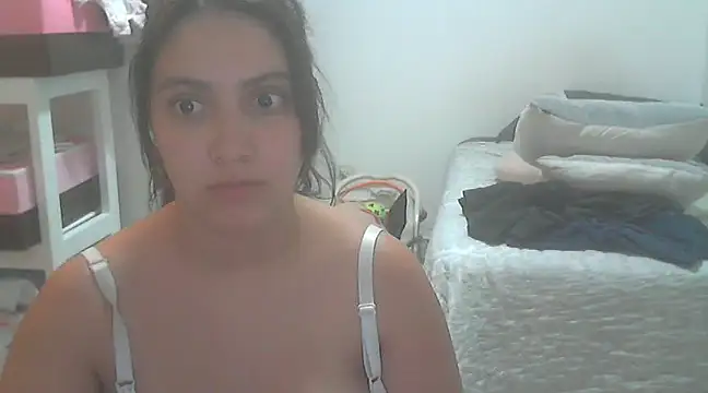 Snapshot of xBubblyBarbiexx chatting on January 2025 02:03:02 AM xBubblyBarbiexx online show from January 2025 02:03:02 AM