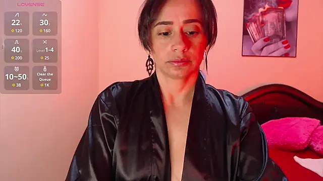 Snapshot of sara_florez1 chatting on March 2025 10:37:02 AM sara florez1 online show from March 2025 10:37:02 AM