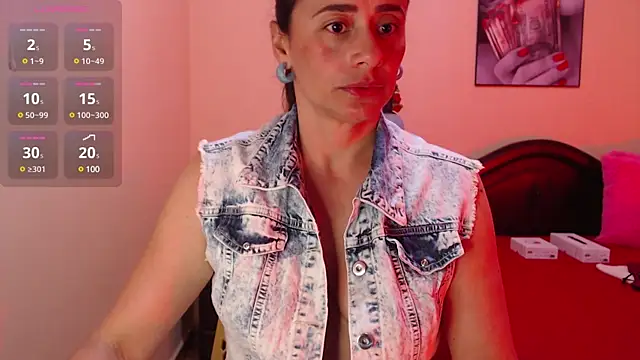 Snapshot of sara_florez1 chatting on March 2025 10:57:01 AM sara florez1 online show from March 2025 10:57:01 AM