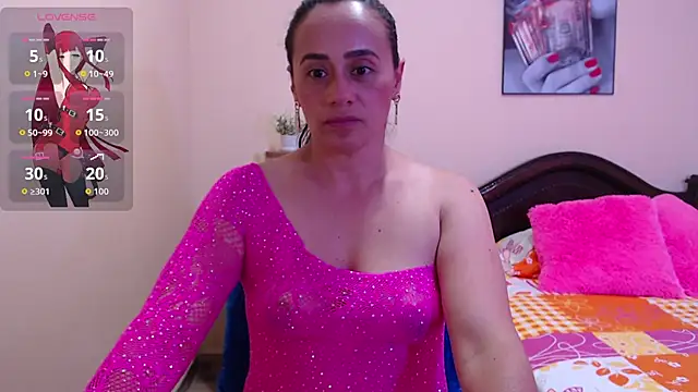 Snapshot of sara_florez1 chatting on September 2025 12:59:02 AM sara florez1 online show from September 2025 12:59:02 AM