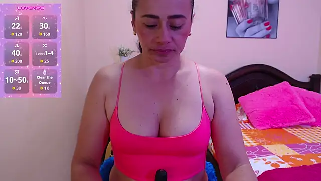 Snapshot of sara_florez1 chatting on October 2025 11:11:01 AM sara florez1 online show from October 2025 11:11:01 AM