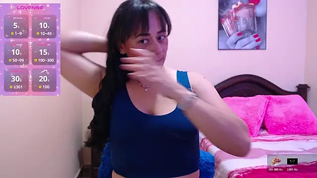 Snapshot of sara_florez1 chatting on November 2025 11:32:01 AM sara florez1 online show from November 2025 11:32:01 AM