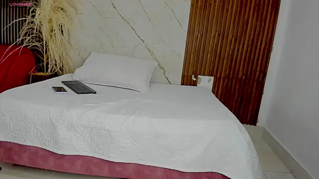 Snapshot of king_lovely_hornyy chatting on May 2026 02:42:02 AM king lovely hornyy online show from May 2026 02:42:02 AM