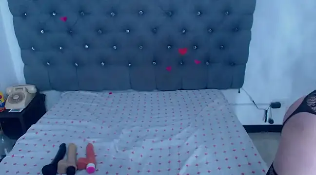 XxMiaSexxyHotxX online show from March 2025 01:40:02 PM