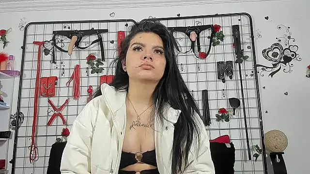 abby eemily online show from December 2025 12:24:02 PM