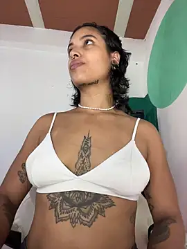 LollaByer online show from April 2026 09:07:02 PM