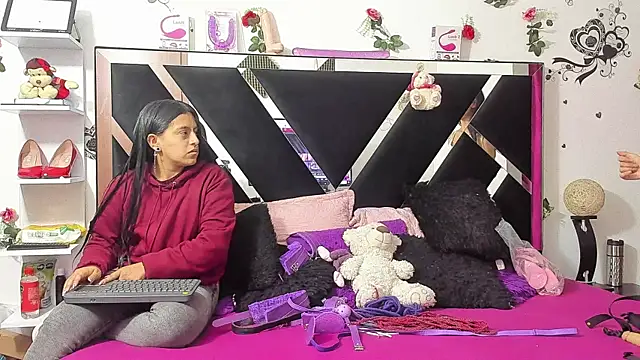 thedream girls online show from September 2025 12:05:01 PM