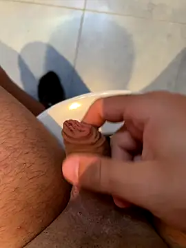 TuPapasitoo69 online show from November 2025 04:09:01 PM