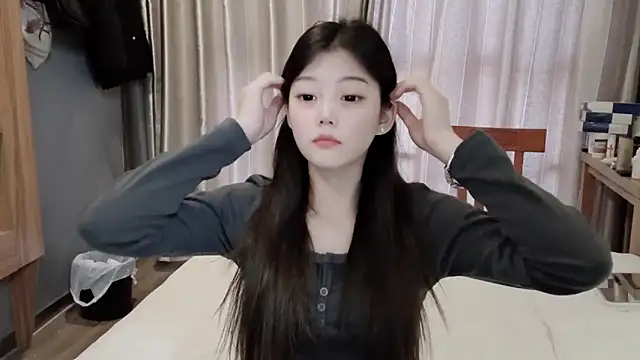 Snapshot of yangyang-1115 chatting on February 2025 08:59:02 AM yangyang-1115 online show from February 2025 08:59:02 AM