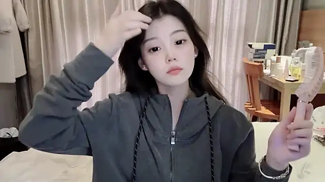 Snapshot of yangyang-1115 chatting on February 2025 07:56:02 AM yangyang-1115 online show from February 2025 07:56:02 AM